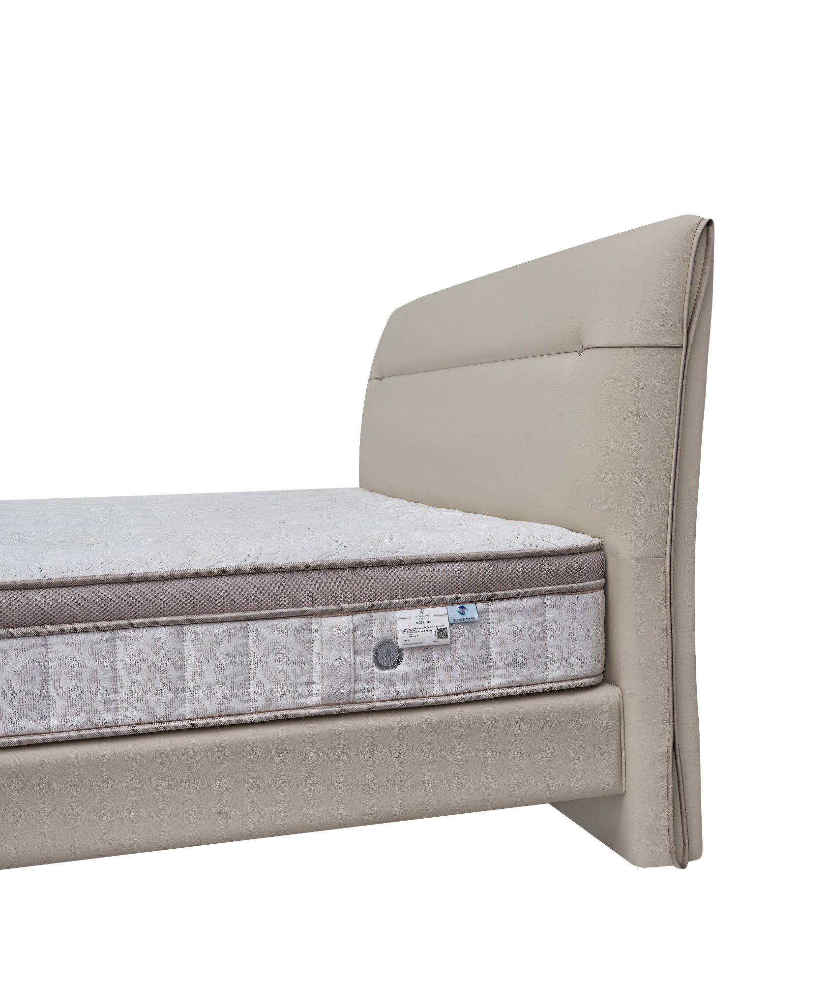 Khunggiuong_-_DeRUCCI_Cloud_Nest_-_BOC1-020_(4)