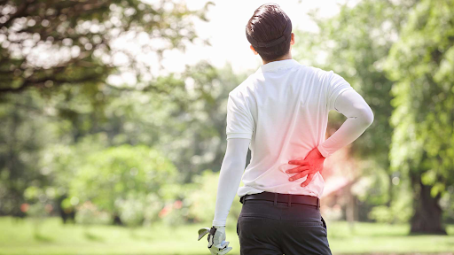 Đau lưng - Vấn đề mà nhiều golfer thường gặp phải khi chơi golf