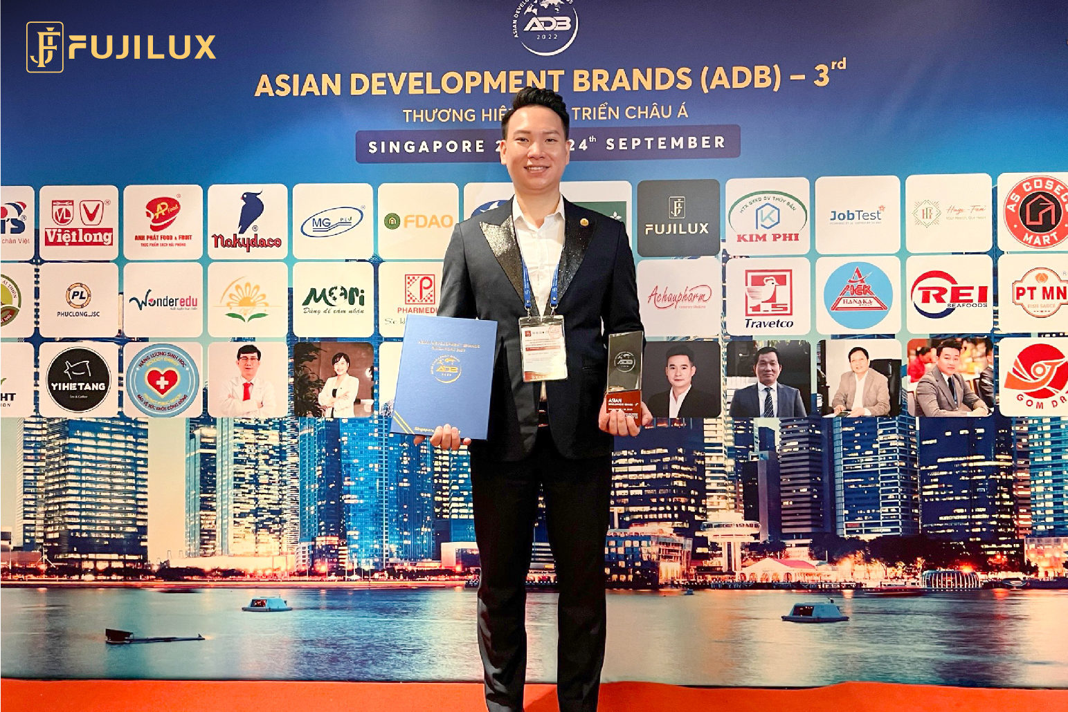 Fuji Luxury vinh dự nhận danh hiệu Thương hiệu phát triển Châu Á (lần III) năm 2022